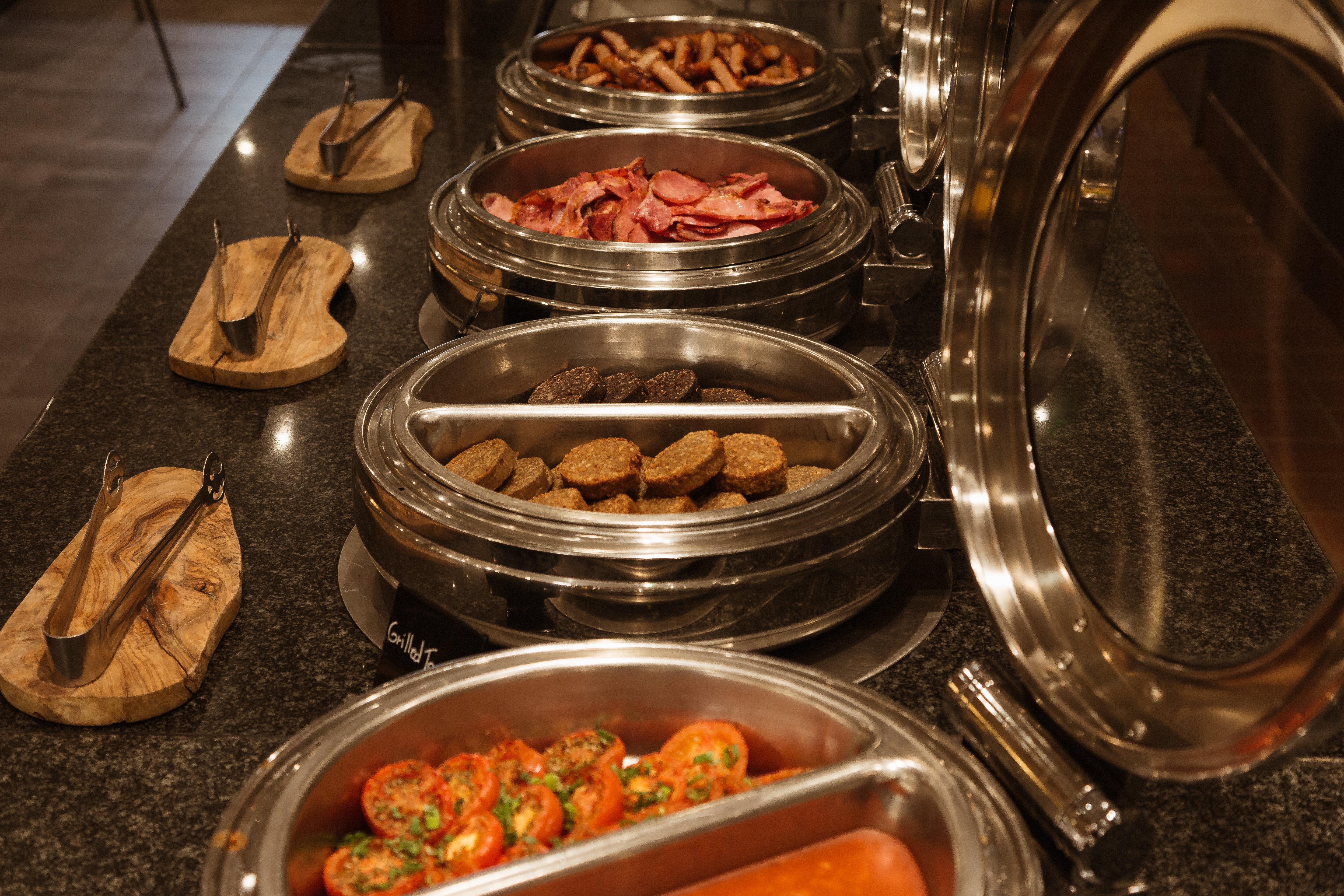 Crowne Plaza Dublin Airport By Ihg Hotel 4*